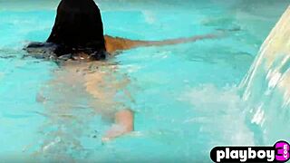 Stunning Black MILF Briana Ashley Exposes Big Natural Tits