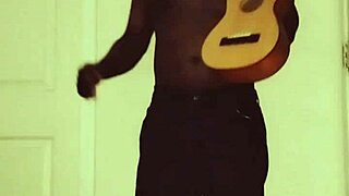 Extended Full Song Singing and Dancing Showcase