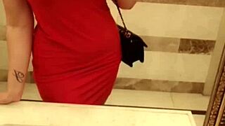 on vacation ditched panties in toilet for naughty petite evening 😈🚽🍑