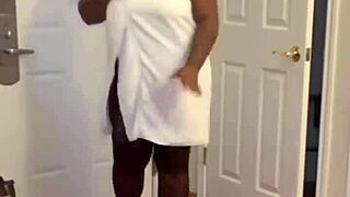 intruder watches ebony masturbation squirting session