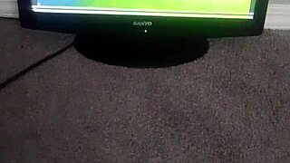 uhh, the spyro 3 shower was so steamy n wet...