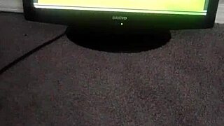 uhh, the spyro 3 shower was so steamy n wet...