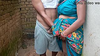 Viral Sexy Desi Girl Explores First Time Virgin Thrill