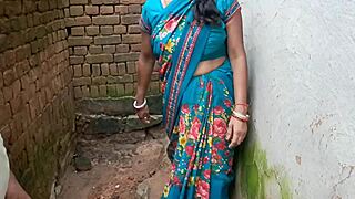 Viral Sexy Desi Girl Explores First Time Virgin Thrill