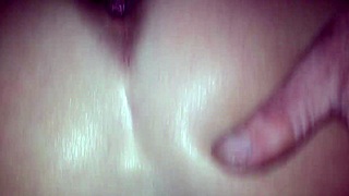 amateur homemade girl shows off her tempting pussy close up