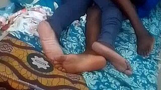 sweet amateur arrives to charge phone but orgasms wildly during intense homemade sex session