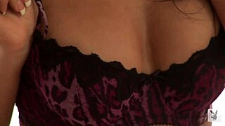 I crave Alexandra Penovich's babe curves turning me on deeply