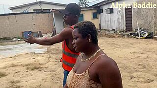 oga wife blows contractor like a pro 😘💦