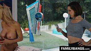 Housewife Invites Masseuse Alexis Fawx Fucks Jenna Sativa