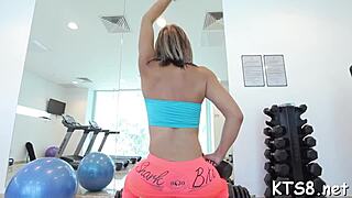 shemale tempts with bubble butt craving monster cock split