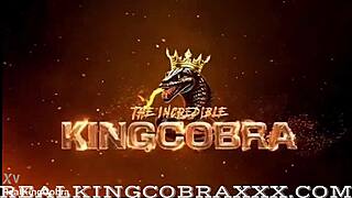 happy pussy stretch saturday sexy blonde katiekampbell1 bombshell vibes 😍🍑🔥