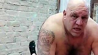 sexy bodybuilder babe begs for deep creampie in tight pussy. she rides hard craving every drop inside