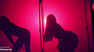 STRIP TEASE MODELS LINGERIE SLOW SENSUAL BAR BIOMBO