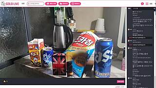 young korean couple ready for amateur hotel sex fun?