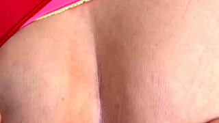 Florsitasilvestre38 stretches her tight ass wide with huge anal dildo toys