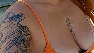 I flashed my tits outside trying to buy stuff with boobs 😜