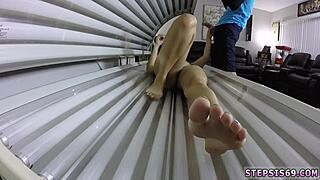 Reality teen's virgin pussy and anal threesome hd debut