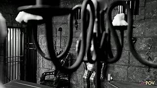 Threesome Fairies Lesbians Lick Shaved Pussies in Interracial Orgy