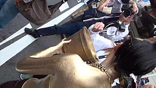 i see nipples slip during gold powder show