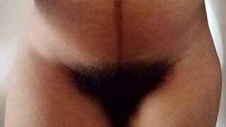 free use housewife's amazing pussy at home 🔥😍