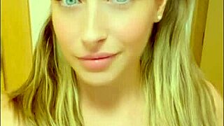 Padrastro's Hard Doggystyle Creampie Makes Her Blush