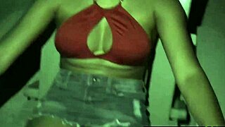 come fuck my wet pussy hard on this vacation