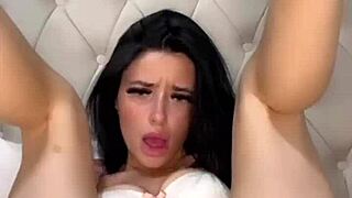 American student teases with solo webcam play and squirting