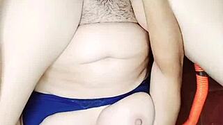 This huge dildo thrusts deep feels so good squirting everywhere