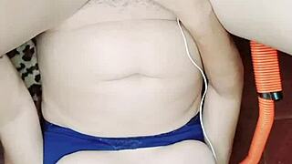 This huge dildo thrusts deep feels so good squirting everywhere