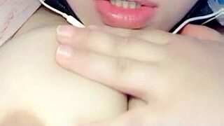 Webcam Chinese Girl Aa Teases