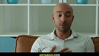 Dee williams comforts sad client with shaved pussy muff diving after accident