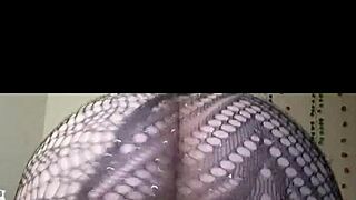 shaking my fat ass closeup with spreading and twerking moves