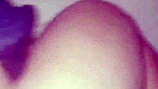 deixei os dois gozarem dentro de mim, gozaram litros de cum quente!