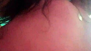 Ladyboy flaunts her erotic ass body?