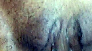 cojiendo la culona cubanita puta anal en el carro 🔥🍑