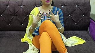 Indian amateur schoolgirl masters deepthroat cumshot in homemade hindi lesson