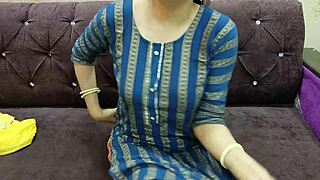 Indian amateur schoolgirl masters deepthroat cumshot in homemade hindi lesson