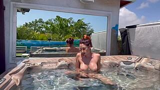 Artemisia Love Naked Jacuzzi Relaxation
