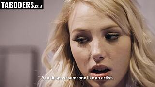 hey babe stretch my tight wet pussy make it gape for you