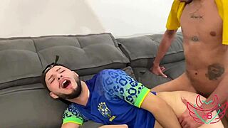 safado branquelo gets his ass pounded bareback by magrinho's big cock