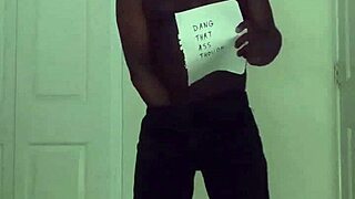 Spider crab stretches lead to restricted cum ritual on firm ass