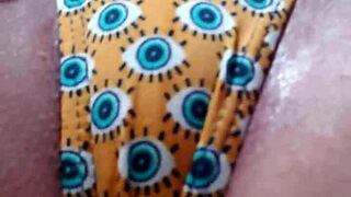 solo babe rubs swollen clit closeup till explosive wet orgasm squirt