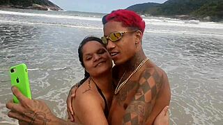 i found this hot stud beachside n offered my fat pussy quick!