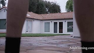 Damn! Busty Black MILF Naomi Morphs Supernaturally And Crushes Submissive!