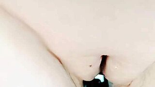 Mature Shaved Pussy Lips Grind Wet!