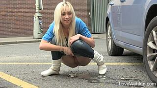 naomi's outdoor pissing moment is so wild! 🌊💦