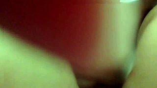 Amateur Milf Creampied Deep in Pussy