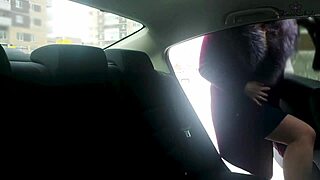 im jerkin my wet pussy durin this taxi ride fetish