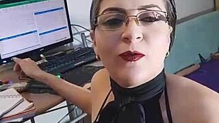 Zaramontoyareal Plays Perverted Horny Secretary Role
