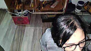 i shop with cute amateur slut then she rewards my cock hard